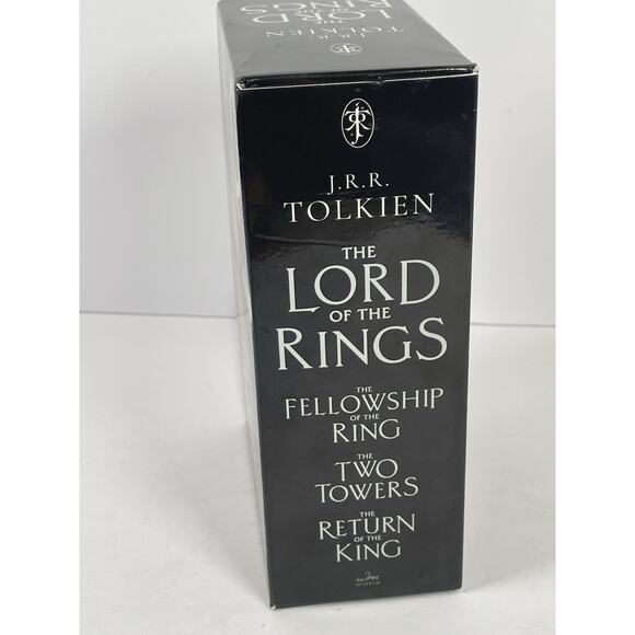 The Lord of the Rings Boxed Set Paper Back Books 1-3 - Picture 3 of 8
